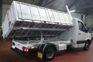 Carrozado plataforma trivuelco