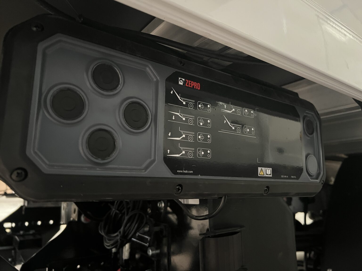 reparación trampillas elevadoras